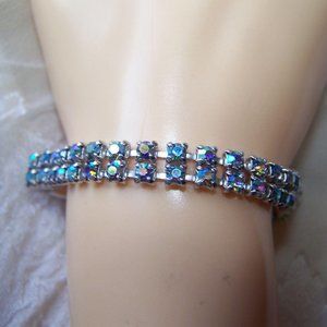 Rhinestone Bracelet Silver Tone 7" Pretty